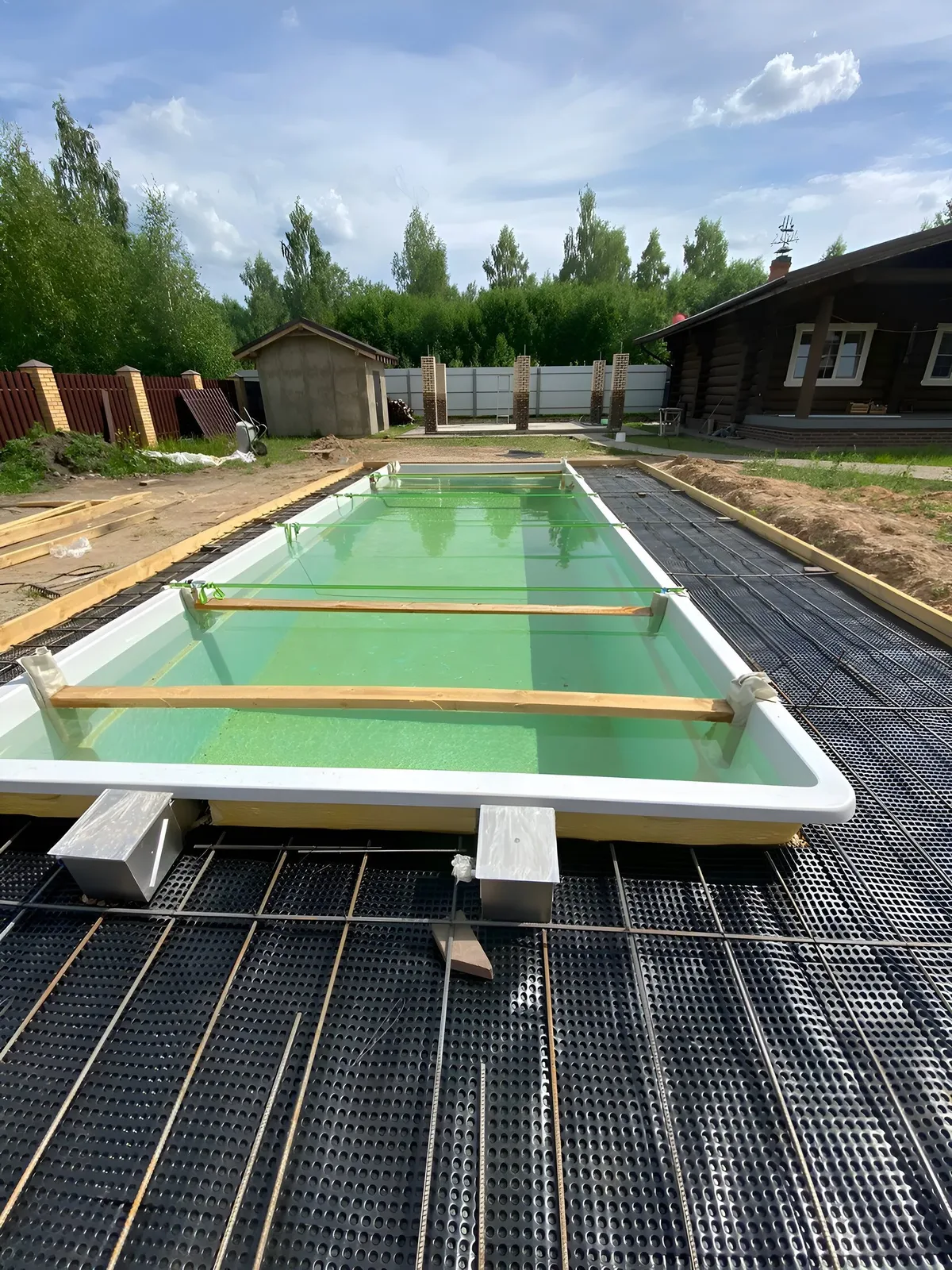 Laguna 9 — вечернее освещение в Минеральных Водах