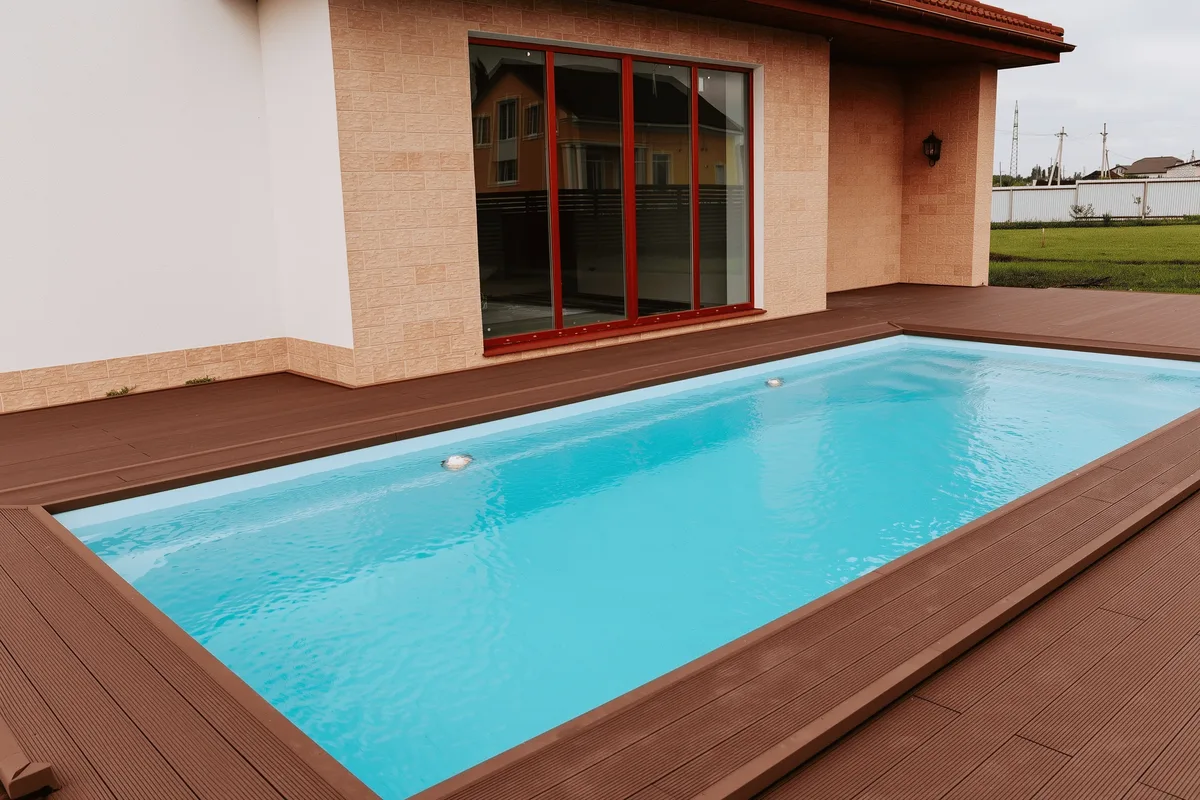 Композитный бассейн Laguna 8 — вид сверху в Минеральных Водах